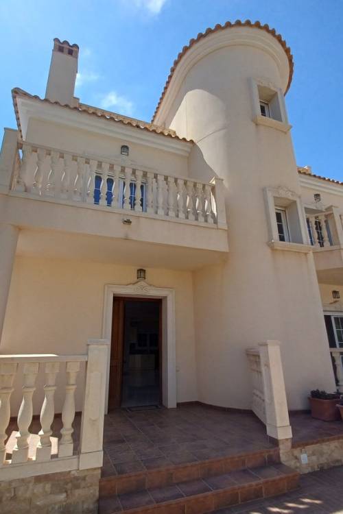 Villa - Sale - Orihuela - Cabo Roig