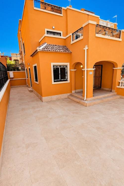 Villa - Sale - Orihuela - La Florida