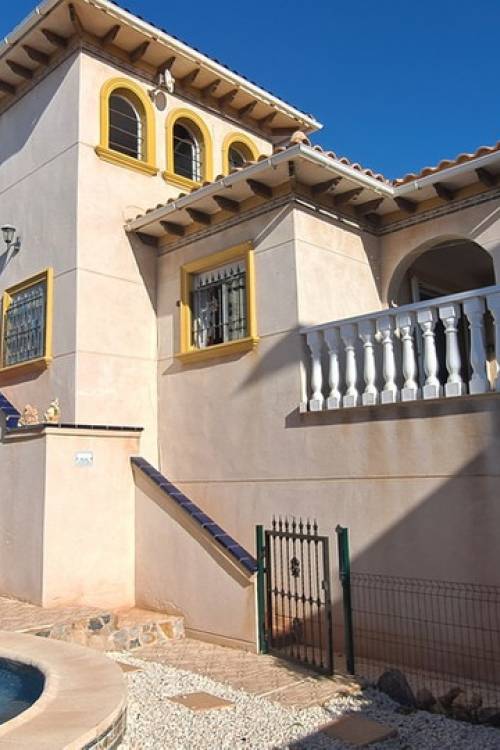 Villa - Sale - Orihuela - La Zenia