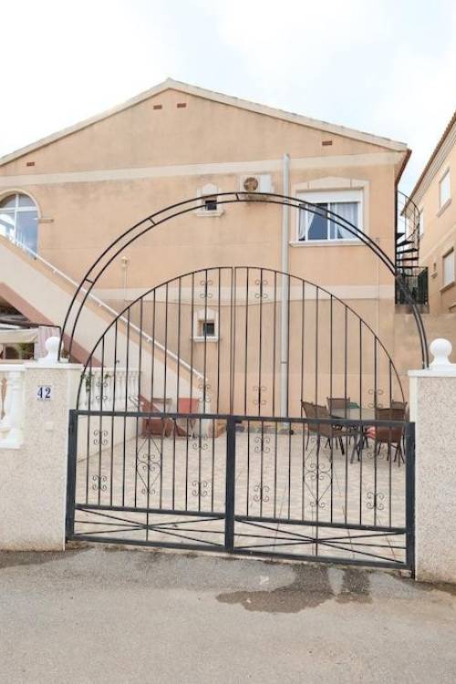 Villa - Sale - Orihuela - La Zenia