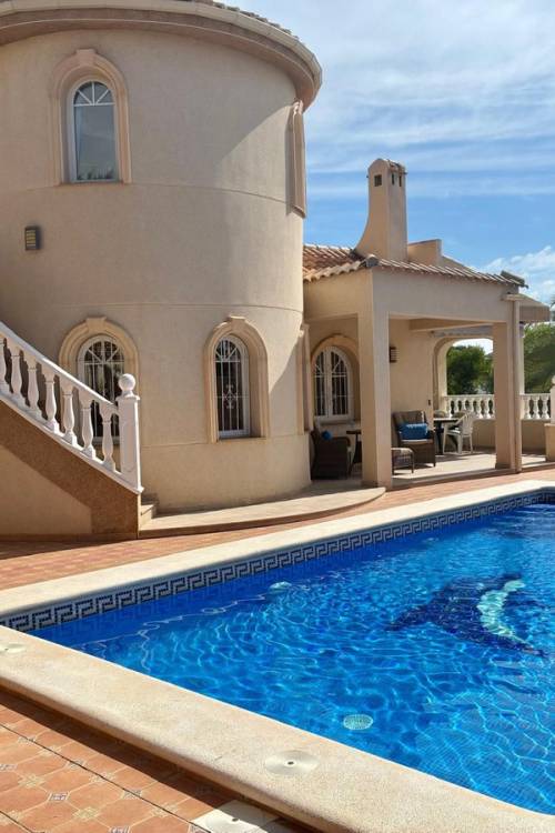 Villa - Sale - Orihuela - La Zenia