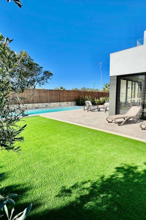 Villa - Sale - Orihuela - Las Colinas Golf