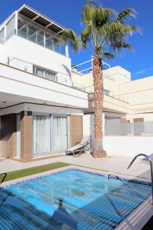 Villa - Sale - Orihuela - Lomas de Cabo Roig