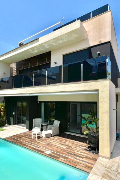 Villa - Sale - Orihuela - Lomas de Cabo Roig