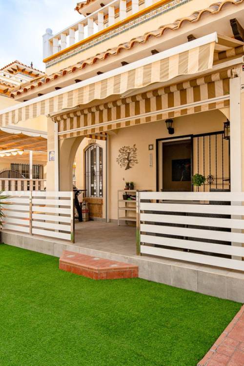 Villa - Sale - Orihuela - Lomas de Cabo Roig