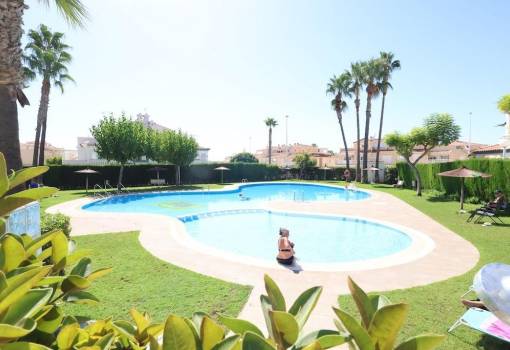 Villa - Sale - Orihuela - Orihuela Costa