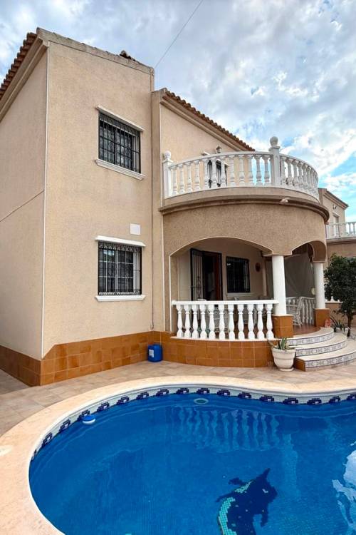 Villa - Sale - Orihuela - Orihuela Costa