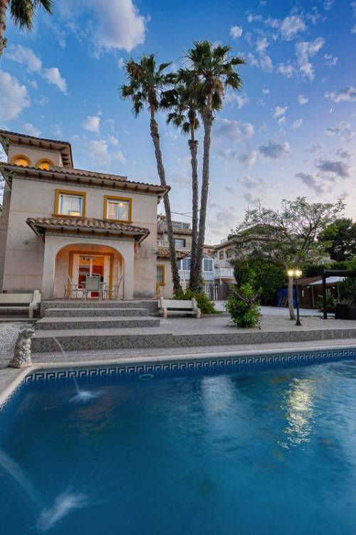 Villa - Sale - Orihuela - Orihuela Costa
