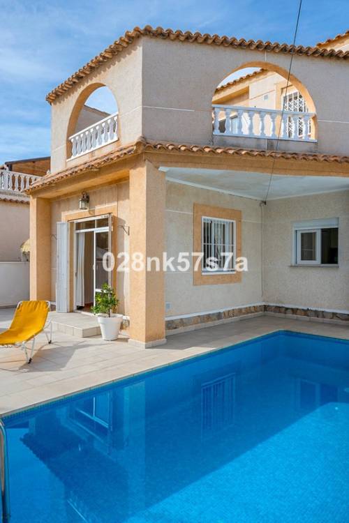 Villa - Sale - Orihuela - Playa Flamenca