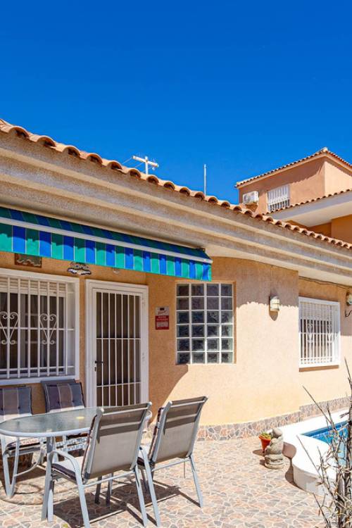 Villa - Sale - Orihuela - Punta Prima