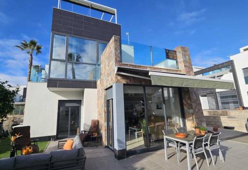 Villa - Sale - Orihuela - RO-53017