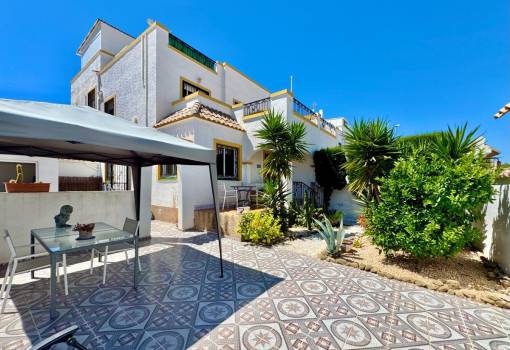 Villa - Sale - Orihuela - RO-67085