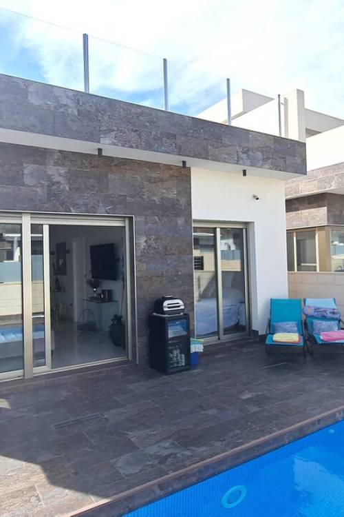 Villa - Sale - Orihuela - Villamartin