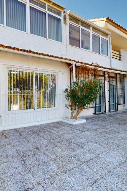 Villa - Sale - Orihuela - Villamartin