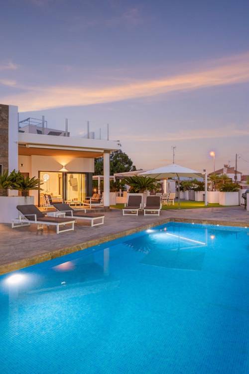 Villa - Sale - Orihuela - Villamartin