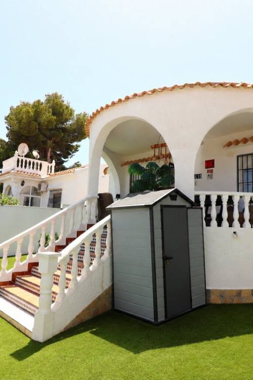 Villa - Sale - Orihuela - Villamartin