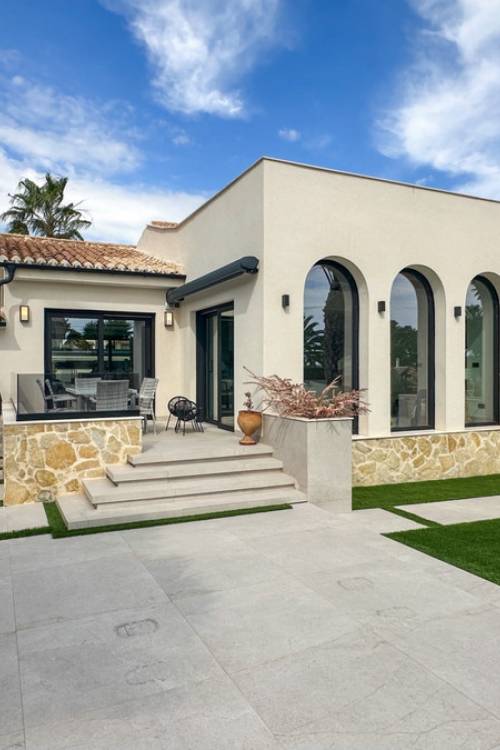 Villa - Sale - Orihuela - Villamartin