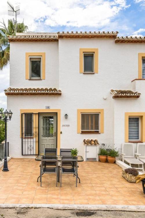 Villa - Sale - Pedreguer - Pedreguer Centro