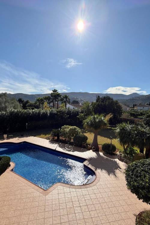 Villa - Sale - Pedreguer - Pedreguer Centro