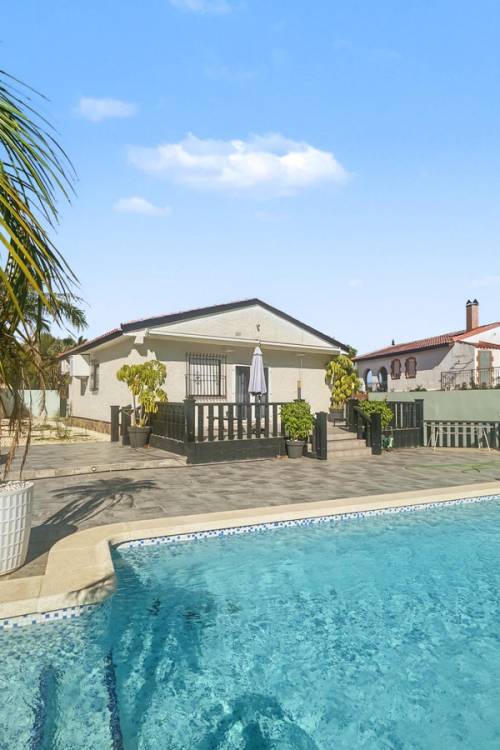 Villa - Sale - Pilar de la Horadada - Pinar de Campoverde
