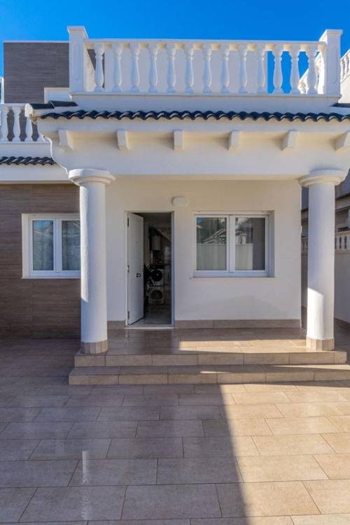 Villa - Sale - Torrevieja - El chaparral