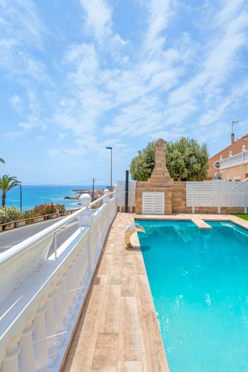 Villa - Sale - Torrevieja - Torrevieja Centro