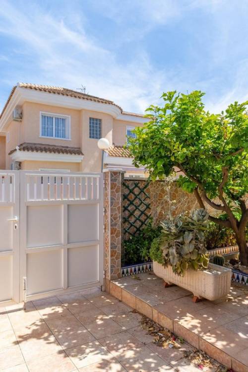 Villa - Sale - Torrevieja - Torrevieja Centro