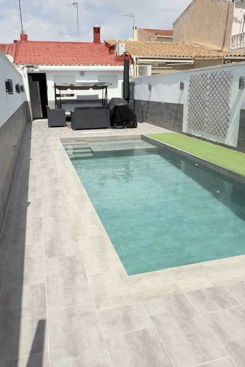 Villa - Sale - Torrevieja - Torrevieja Centro