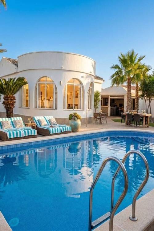 Villa - Sale - Torrevieja - Torrevieja Centro