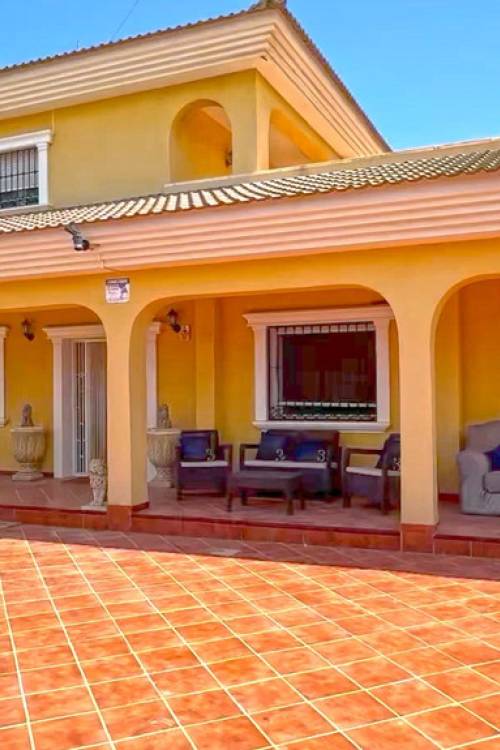 Villa - Sale - Torrevieja - Torrevieja Centro