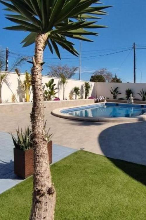 Villa - Sale - Torrevieja - Torrevieja Centro