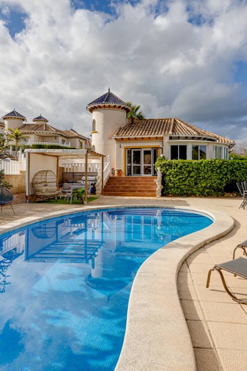 Villa - Sale - Villamartin - Villamartin