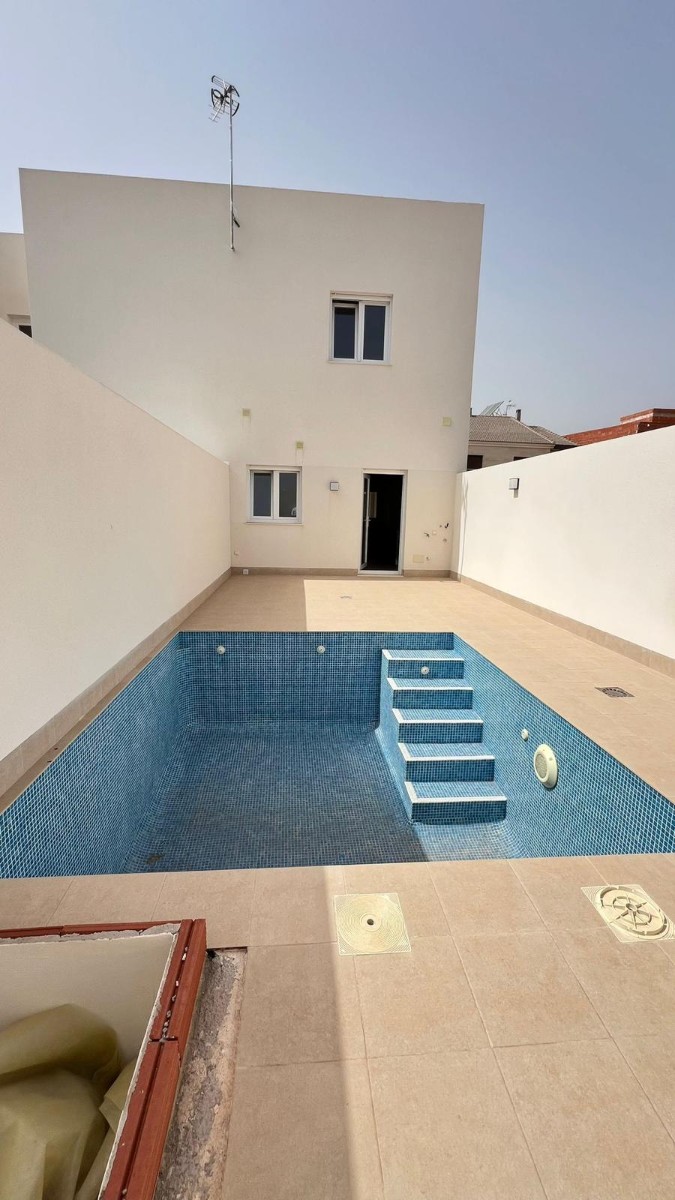 D-2057: chalet for sale in Pilar de la Horadada