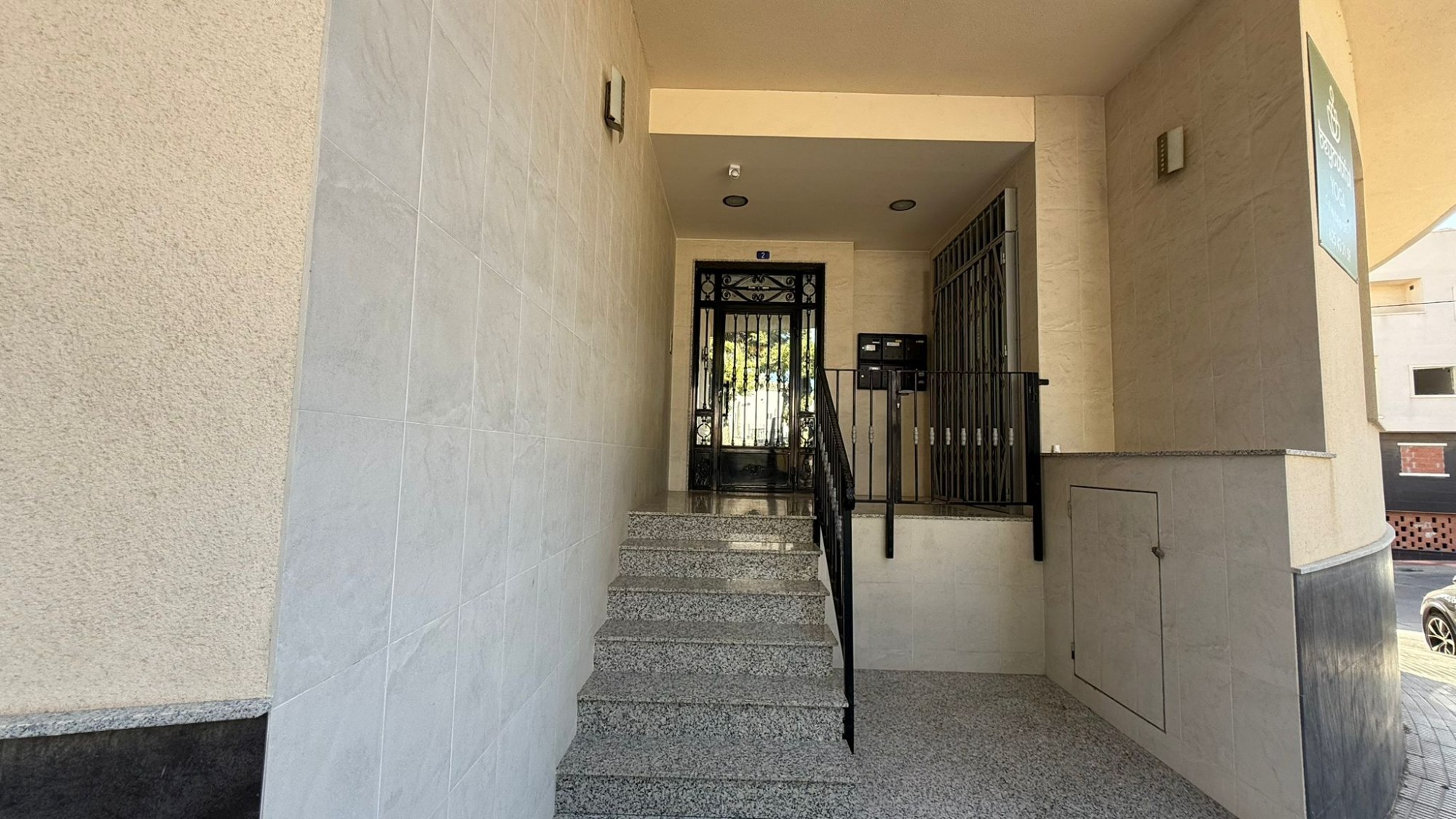 D-2066: ApartmentFlat for sale in San Miguel de Salinas