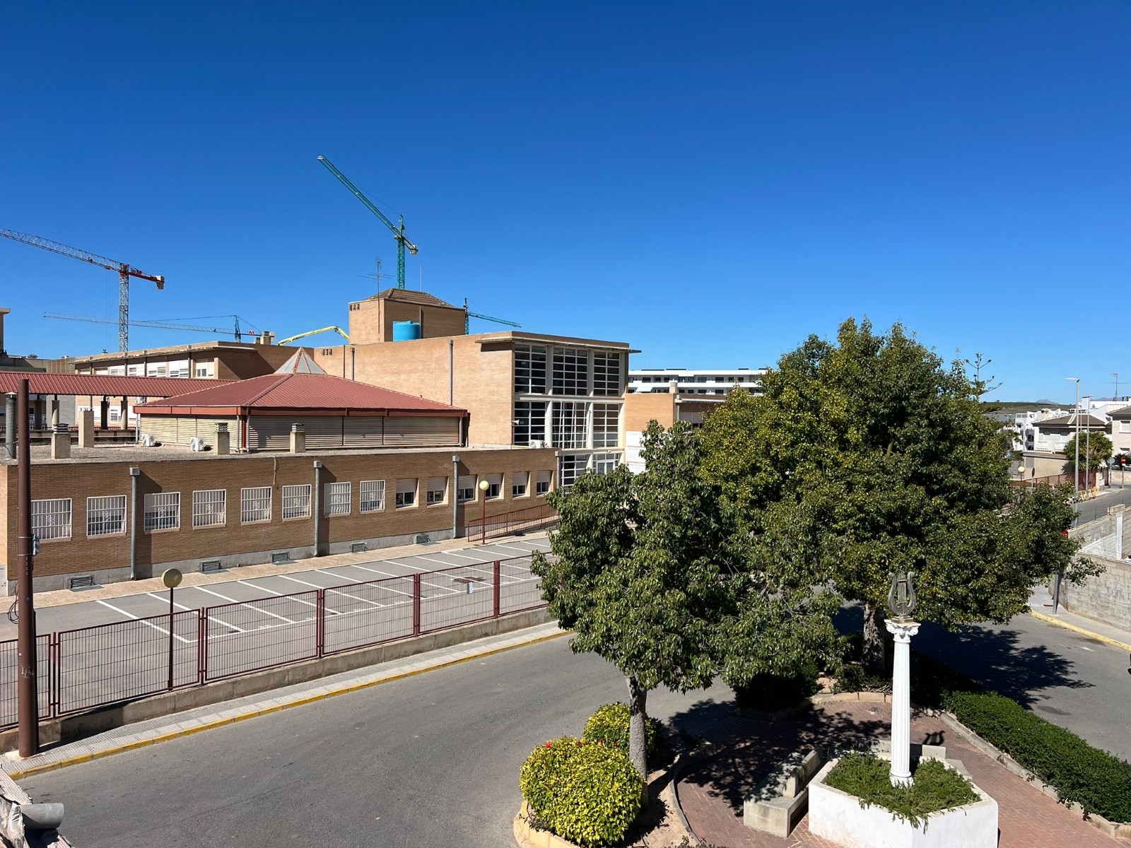 D-2050: Commercial Property for sale in San Miguel de Salinas