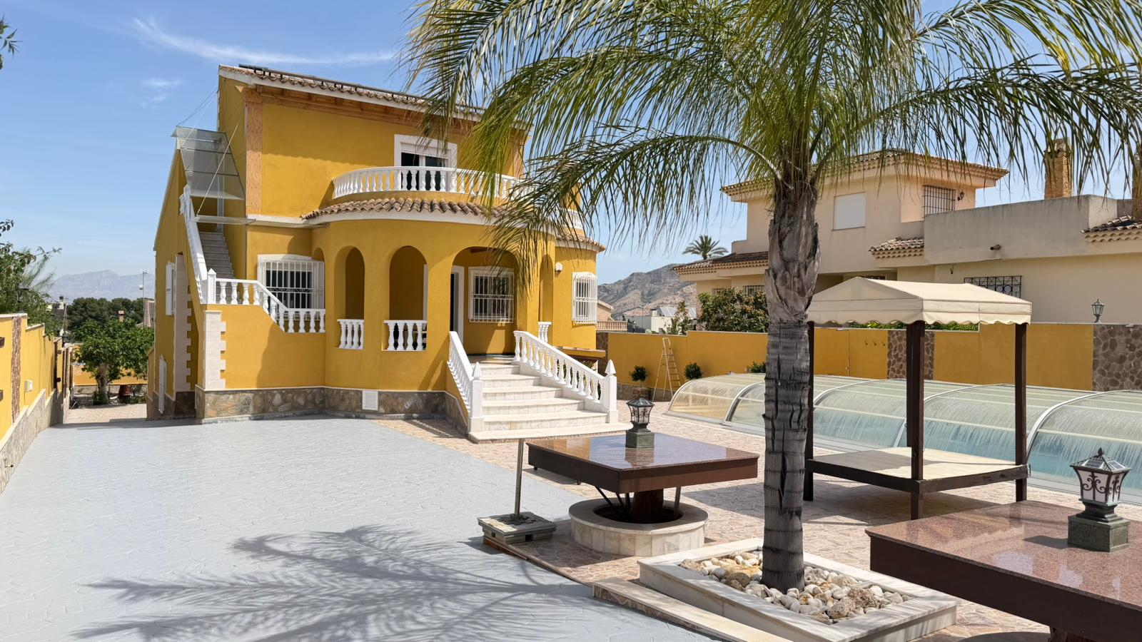 D-3057: Villa for sale in Orihuela